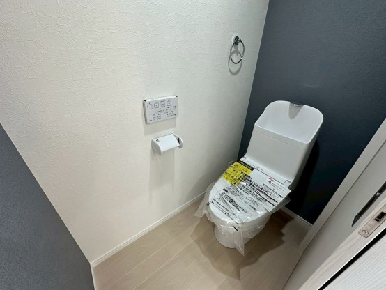 LINE_ALBUM_【管理】ロカ西野（仮）201 8888_251115_8