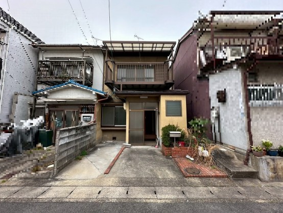 LINE_ALBUM_【専任】日ノ岡石塚町55-12_260402_1