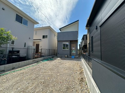 【新着物件】大津市大江1丁目「2号地」が完成！明るい玄関とゆとりの4LDKで暮らす魅力満載の家🏡