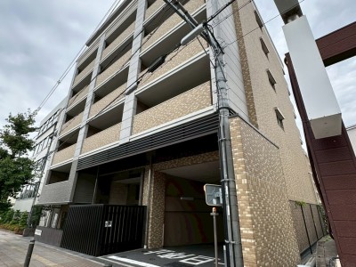 【新着物件】東野駅徒歩3分!収納豊富♪ペットと暮らせる「ヴェリテ・ラウロ山科音羽川」
