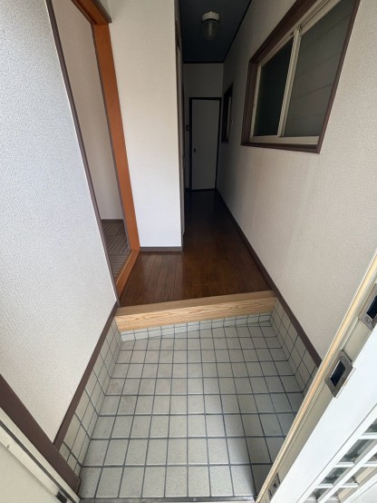 LINE_ALBUM_射庭ノ上町貸家_260820_2